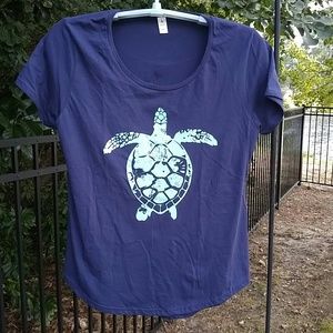 Cute New Lightweight Tshirt with Sea Turtle 2X